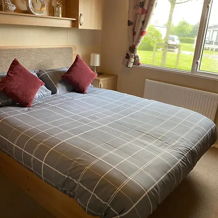 Pebbles Retreat - Primrose Valley *