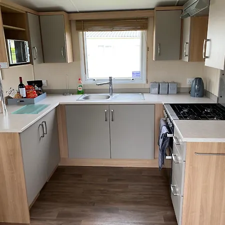 Pebbles Retreat - Primrose Valley *